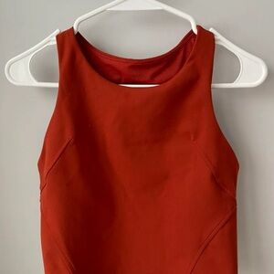 Lululemon invigorate training top